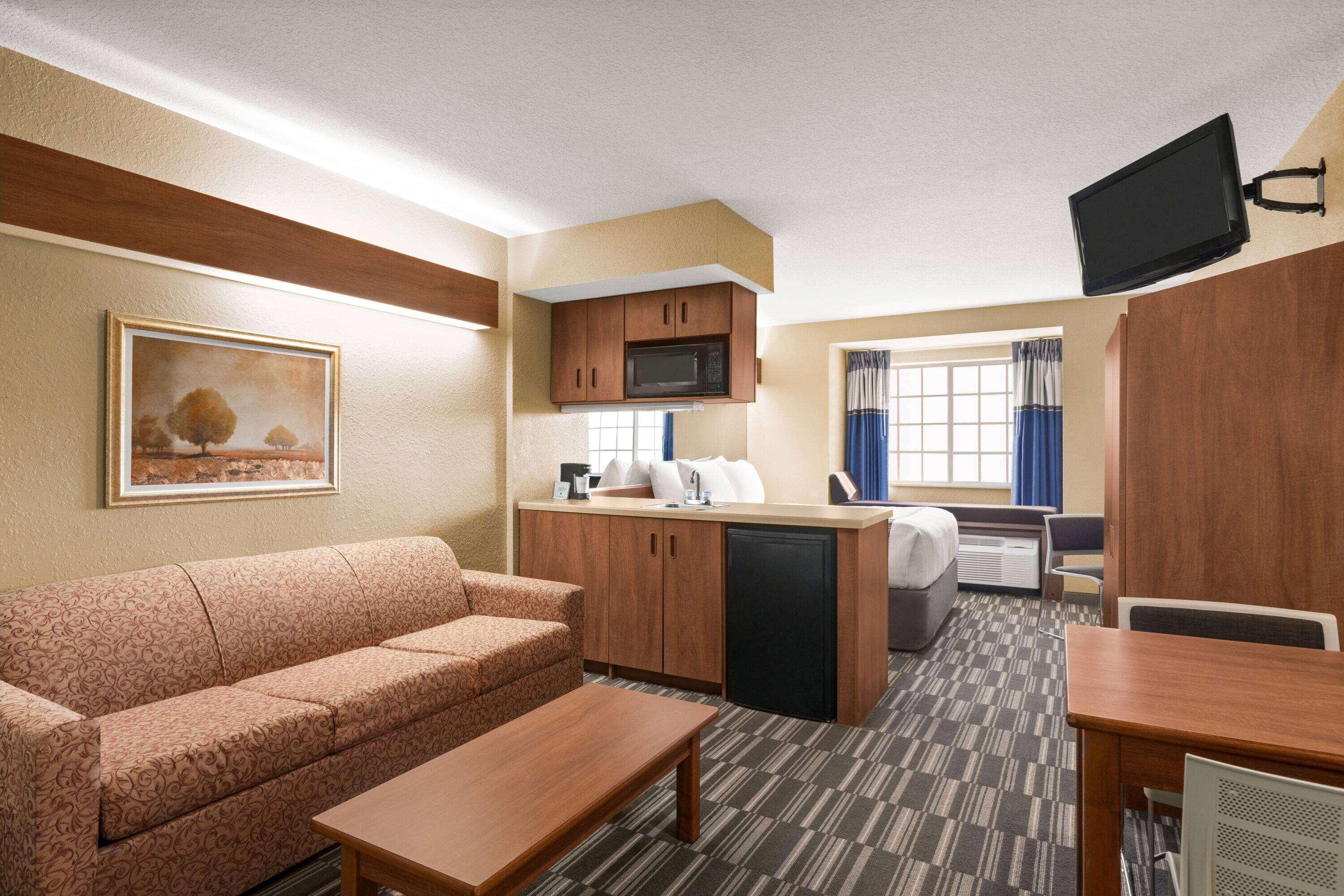 Microtel Inn And Suites - Zephyrhills Ngoại thất bức ảnh